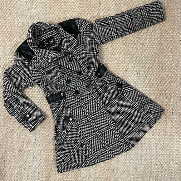 Guess Coat/Jacket - Picture 1 of 6